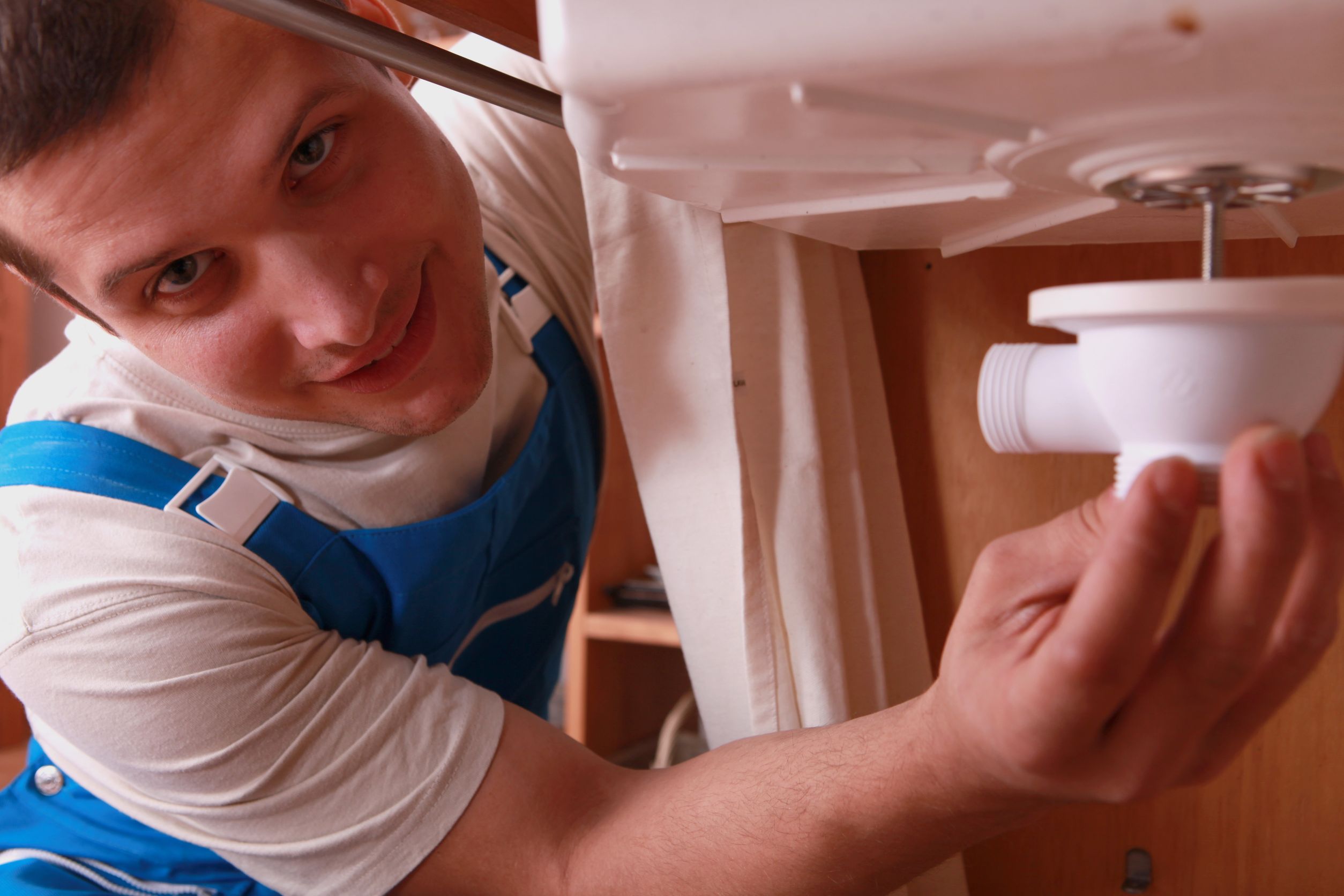 The Common Signs That Indicate You Need One of the Plumbers in Mclean